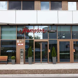فندق Hampton By Hilton Center East